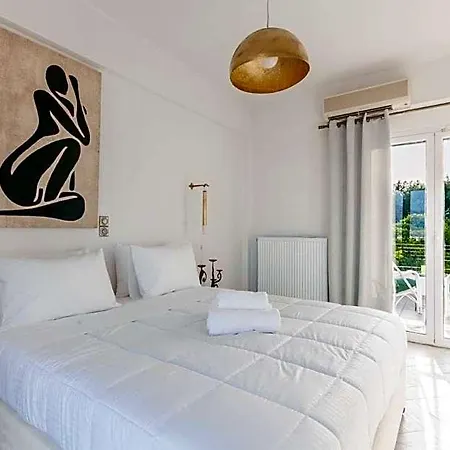 White House Chersonisos With Private Swimming Pool *