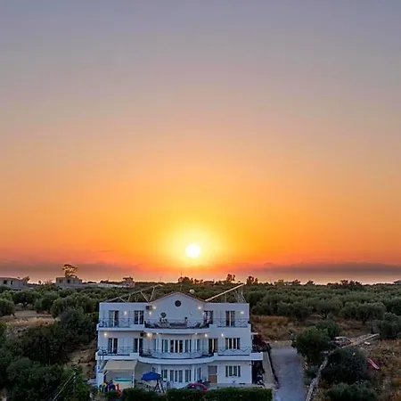 White House Chersonisos With Private Swimming Pool * Hersonissos (Crete)